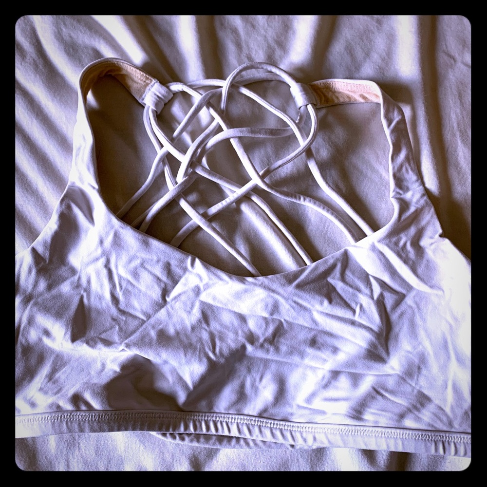 Lululemon Sports Bra 💜
